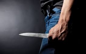 В Баткене несовершеннолетний получил ножевое ранения при ссоре со сверстником