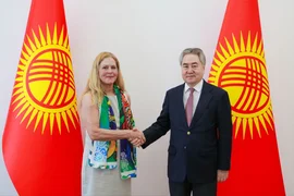 021f2ac2-bf88-3f3d-b0d2-a0abb4ac0ea0.jpg