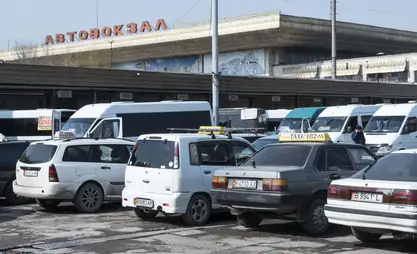 Поток пассажиров на Иссык-Куль и в Нарын увеличился — мэрия Бишкека направила общественный транспорт в регионы