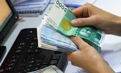 Кабмин определил случаи, при которых допускается выплата зарплаты в наличной форме