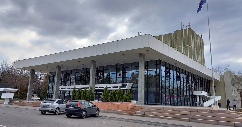 Main image