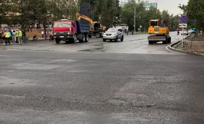 В Бишкеке перекресток Аалы Токомбаева - Байтик Баатыра открыт для транспорта