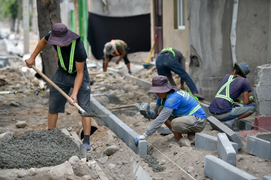 {{ item.title }}
