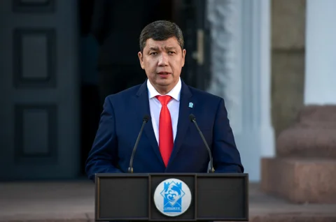 1790932879.jpg