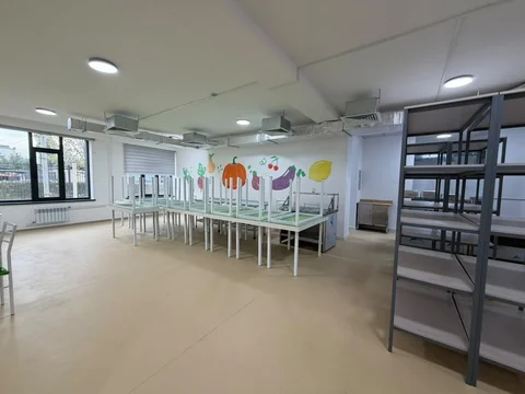 1873c03d-3484-473c-bba7-2bde5c3cb181.jpg