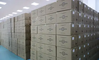 Ноутбуки получили 502 завуча из Бишкека и Чуйской области