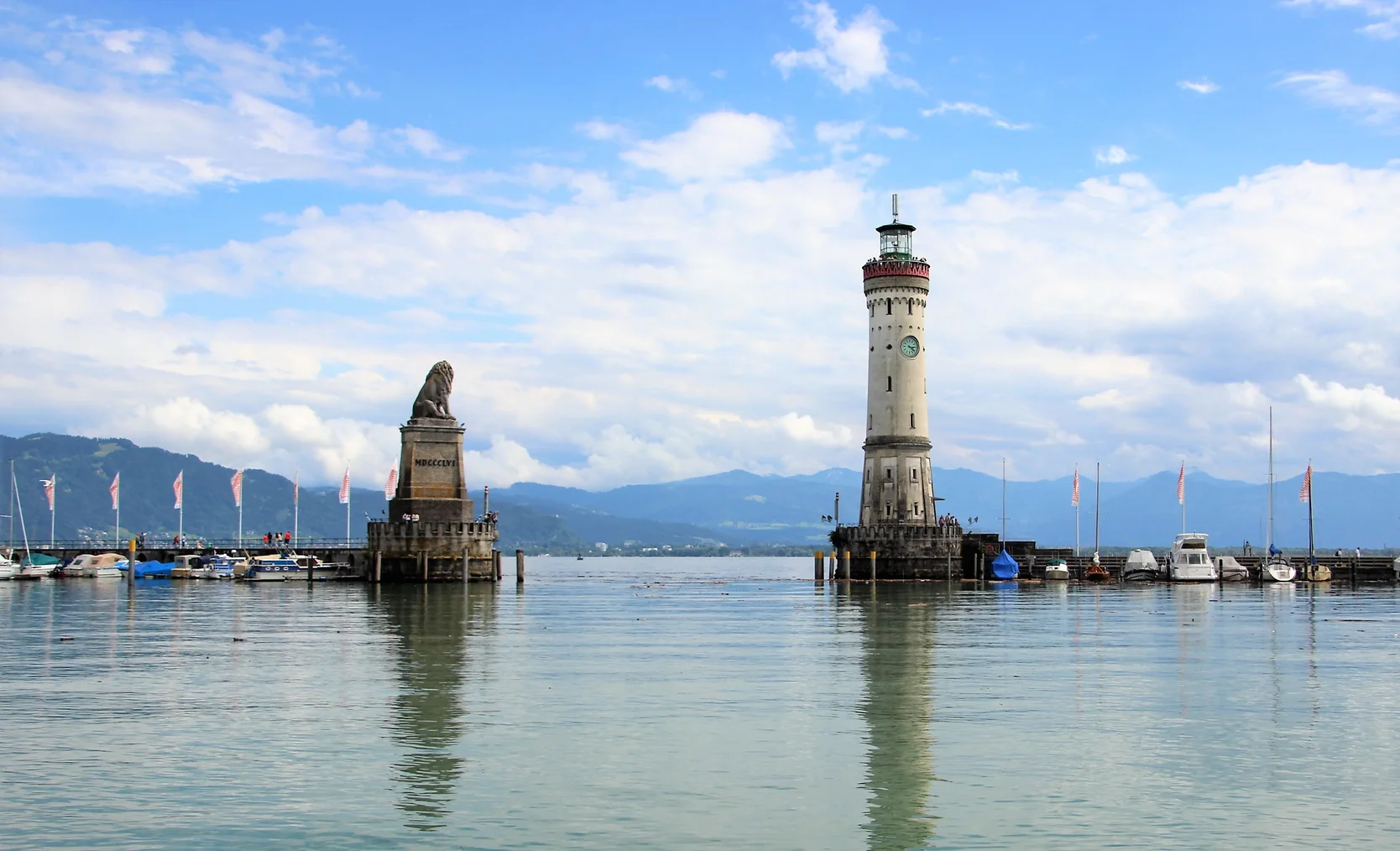 1z1lindauer-hafeneinfahrt_lindau_8527.jpg