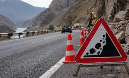 В Боомском ущелье ограничат движение транспорта из-за спуска камней