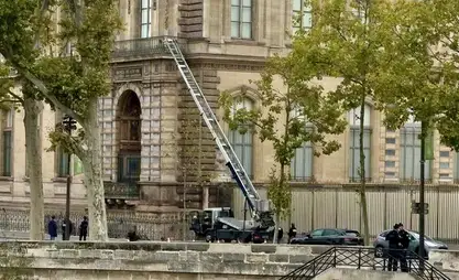 Во Франции не нашли украденные из Лувра драгоценности в ходе задержания