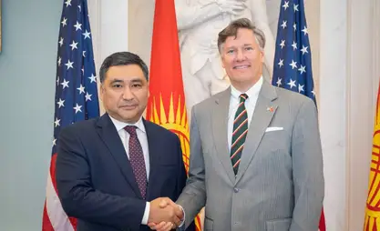 Изменения в миграционной политике США к гражданам КР обсудил Амангельдиев с замом госсека США