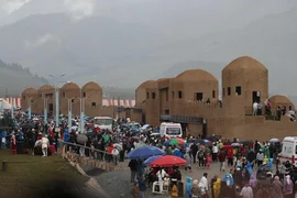27f0b69e-21f6-481a-a239-7d172a729ac7.jpg