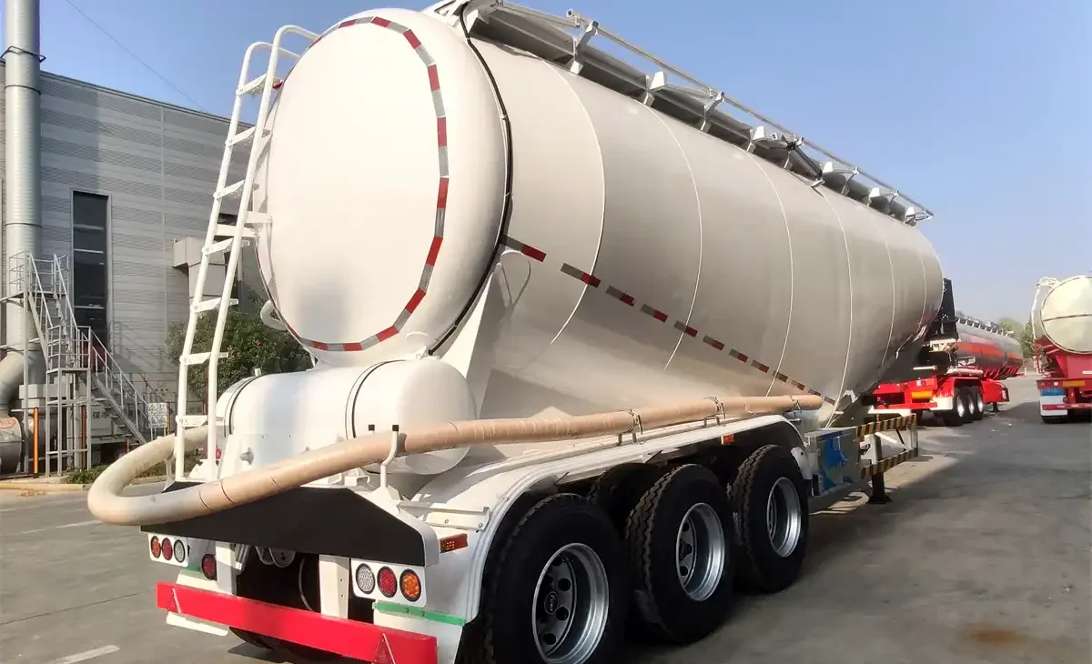 3-axle-bulk-cement-trailer11.webp