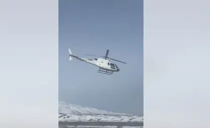 Вертолет МЧС вылетел на помощь мужчине, застрявшему на перевале Сары-Кыр