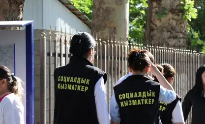 Установлены правила социального сопровождения детей соцработниками