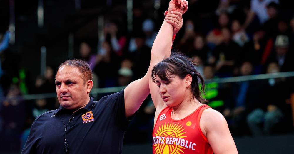 Мээрим Жуманазарова вышла в 1/4 финала чемпионата мира по борьбе