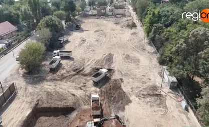 Более 100 домов снесли в городе Манас, семьи получили новые квартиры