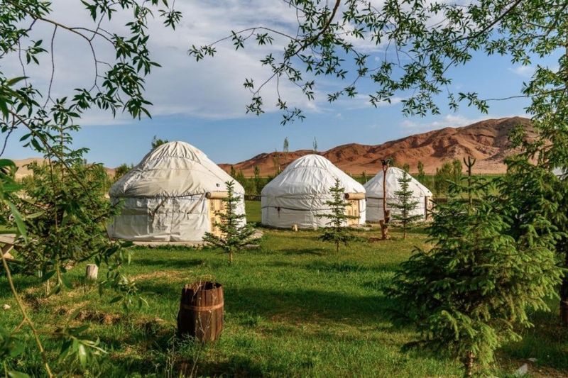 65deb28c46668-yurt_camp_gallery_image