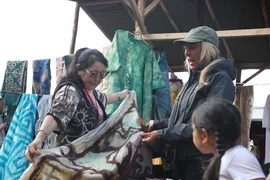 65ee57ef-f8b8-4653-b8ac-21054b7fc8a3.jpg