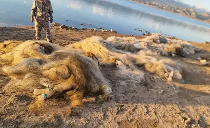 За полгода в Кыргызстане из водоемов изъяли более 86 километров браконьерских сетей