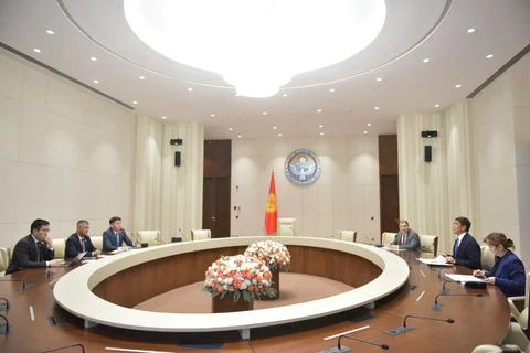 679b46a9462db-thumb.jpg