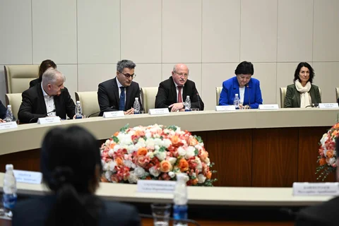 67ebad6d21207.jpg