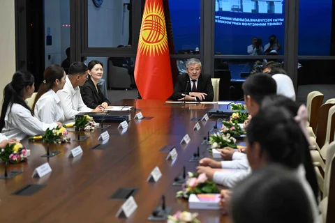 684a612cc5308-thumb.jpg