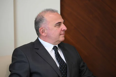 68553d752179b-thumb.jpg