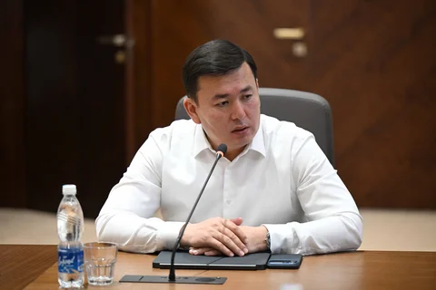 6a59c4775ade9.jpg