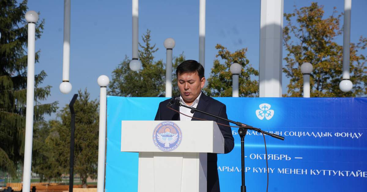 Улан Маматканов навестил долгожительниц Иссык-Кульской области
