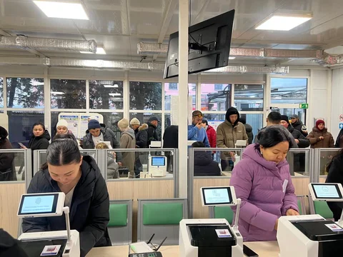 6d52e31a-875e-4c4a-bdd6-7f04a70d9880.jpg