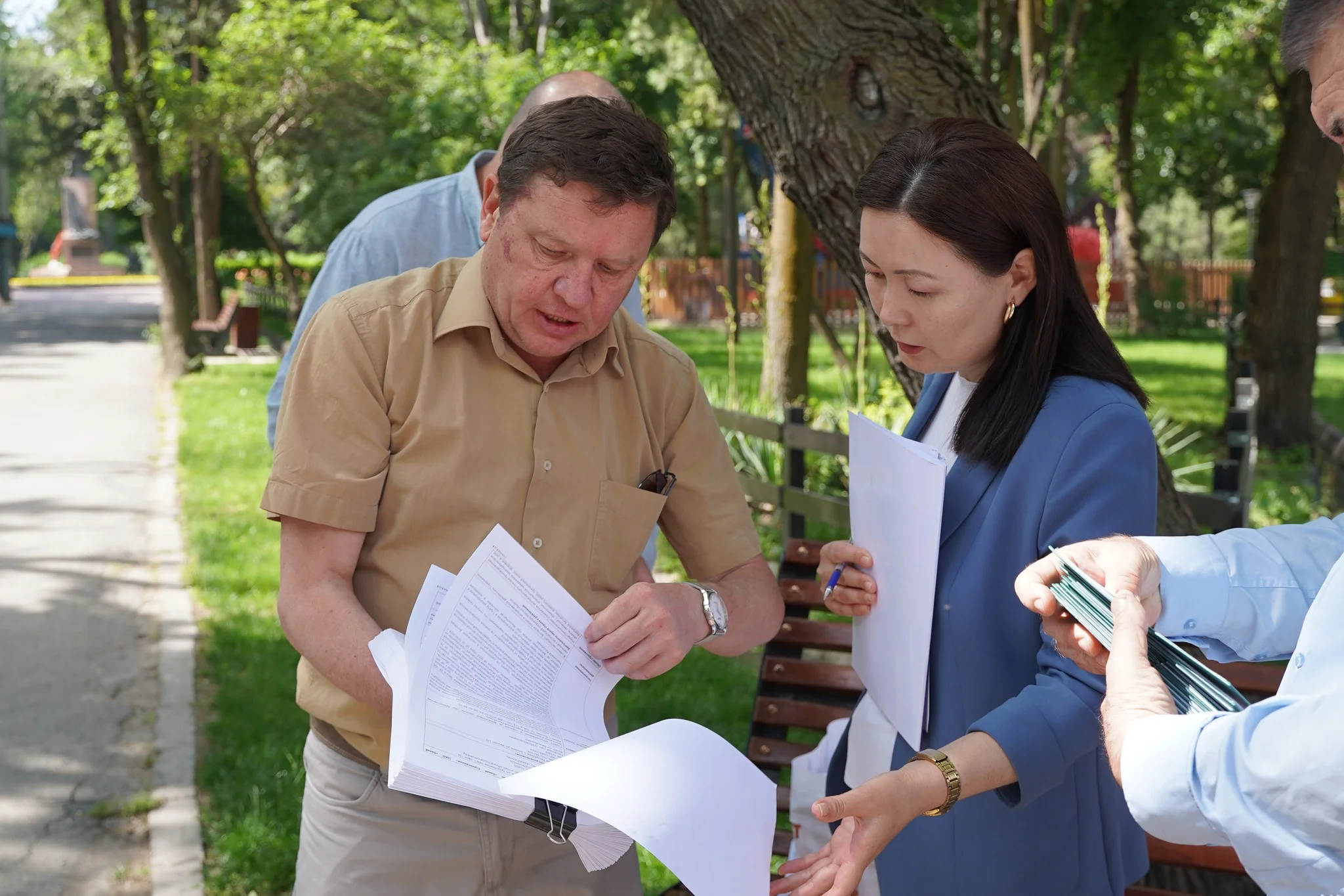 {{ item.title }}