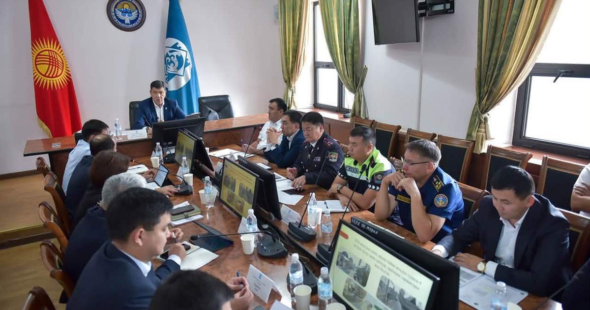 Мэр поручил усилить контроль за реконструкцией трех улиц в Бишкеке