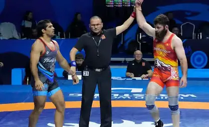 Кыргызстанец Малик Шаваев вышел в 1/8 финала чемпионата мира по борьбе в Астане