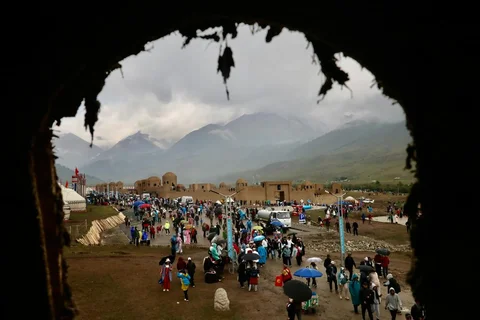 8e79d379-45eb-431d-8bcf-b083428bce13.jpg