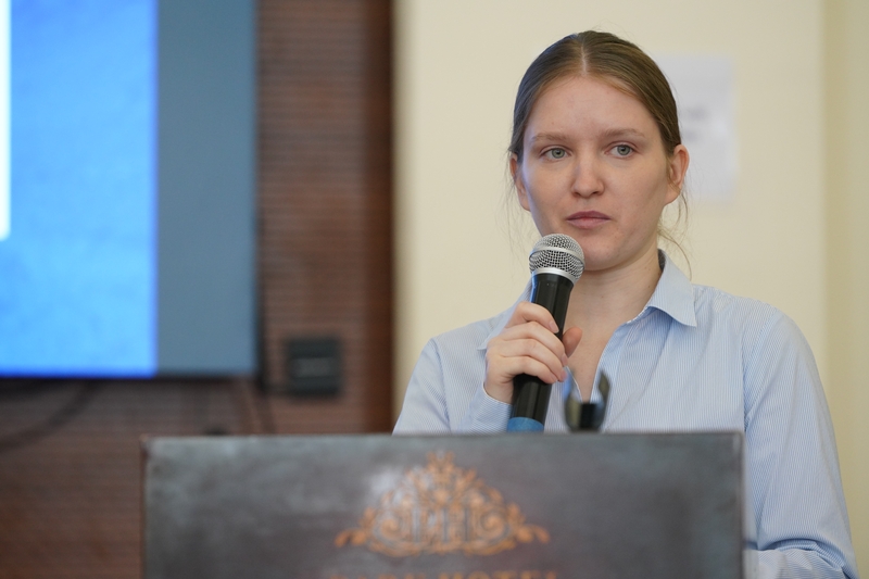 Ангела сш2 Талас учитель.JPG