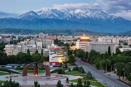 Bishkek_City's_business_center.jpg