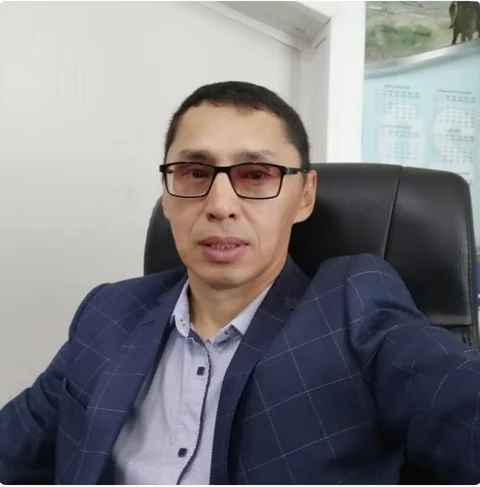 Эмирлан Бейилбаев(1)(2)(2).jpg