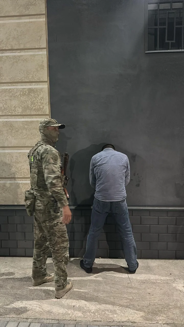 {{ item.title }}