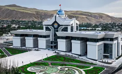 Садыр Жапаров принял верительные грамоты от ряда послов иностранных государств
