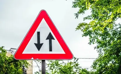 На участке улицы Киевская временно введено двустороннее движение
