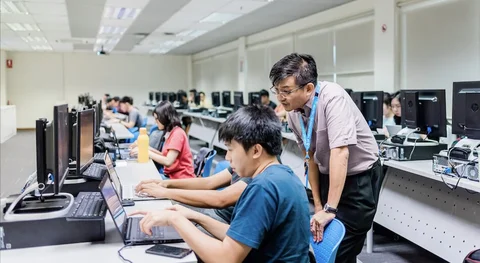 Monash-Information-Technology-Lab.jpg
