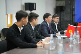 Национальное агентство по инвестициям обсудило сотрудничество с делегацией из Гонконга-3.jpg