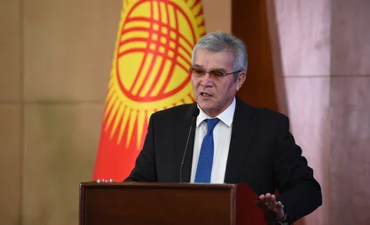 Поздравление госсекретаря Суйунбека Касмамбетова с Днем Ак калпака