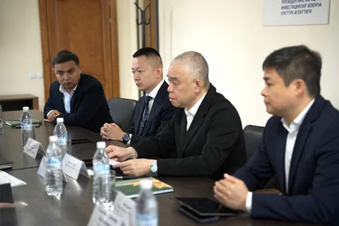 Обсуждены перспективные направления инвестиционного сотрудничества-2.jpg