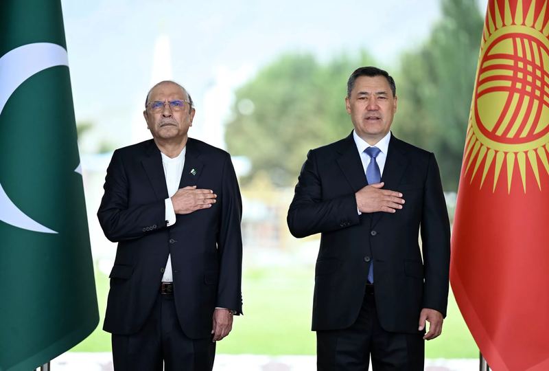 Prezidenty-Kyrgyzstana-i-Pakistana