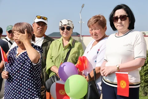 Тамчы_вручение ключей_22.JPG