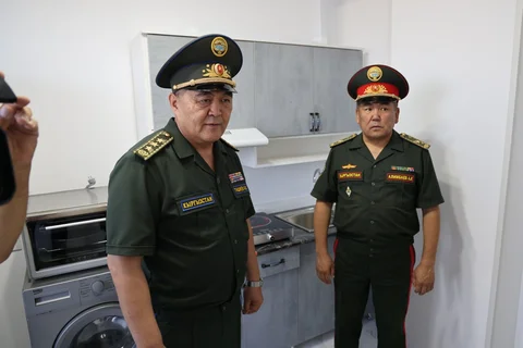 Тамчы_вручение ключей_29.JPG