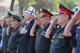 В «Ата-Бейите» почтили память военнослужащих, погибших при защите госграницы (19).jpeg