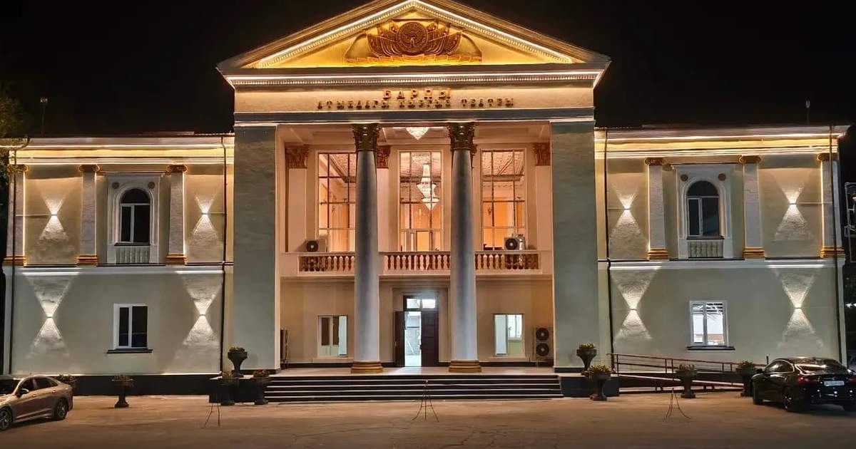 Драмтеатр имени Барпы в Джалал-Абаде откроет 35-й сезон