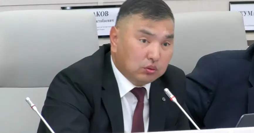МЧС КР в следующем году получит пожарный автомобиль с высокой лестницей